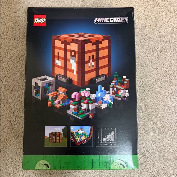 LEGO 21265 Minecraft The Crafting Table Building Set NEW In Box - Picture 2 of 4
